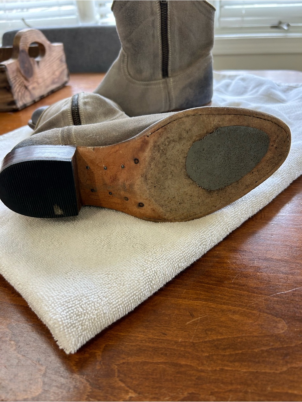Frye distressed gray Suede Ankle Booties size 8 - Picture 7 of 15